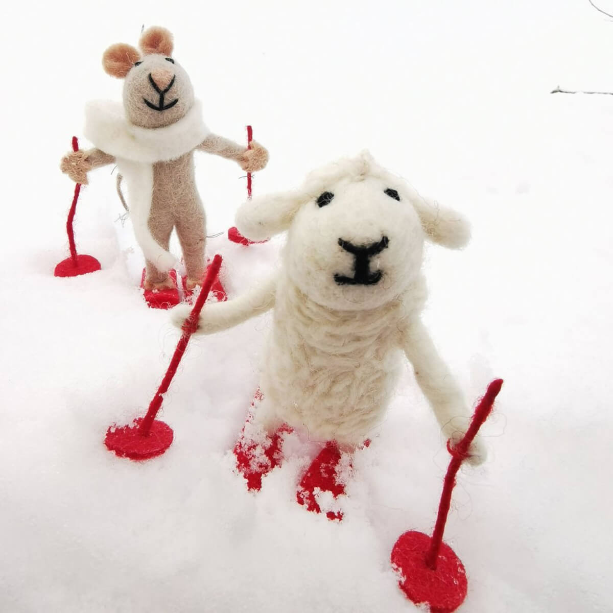 【プップさま】christmas doll ୨୧ 森でスキーをする 男の子 Marcel The Skiing Mouse Hanging Christmas Decoration by Felt So