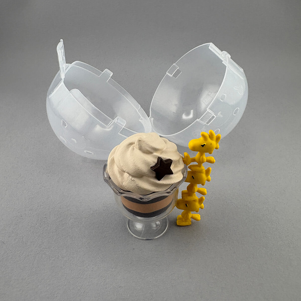 Peanuts Yummy Sweets Mascot Gachapon Capsule Collectible by Takara