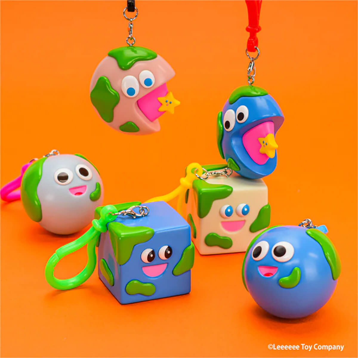 Hello In The World!! Vol.4 LeeeeeeToy Gachapon Capsule Collectible by KenElephant
