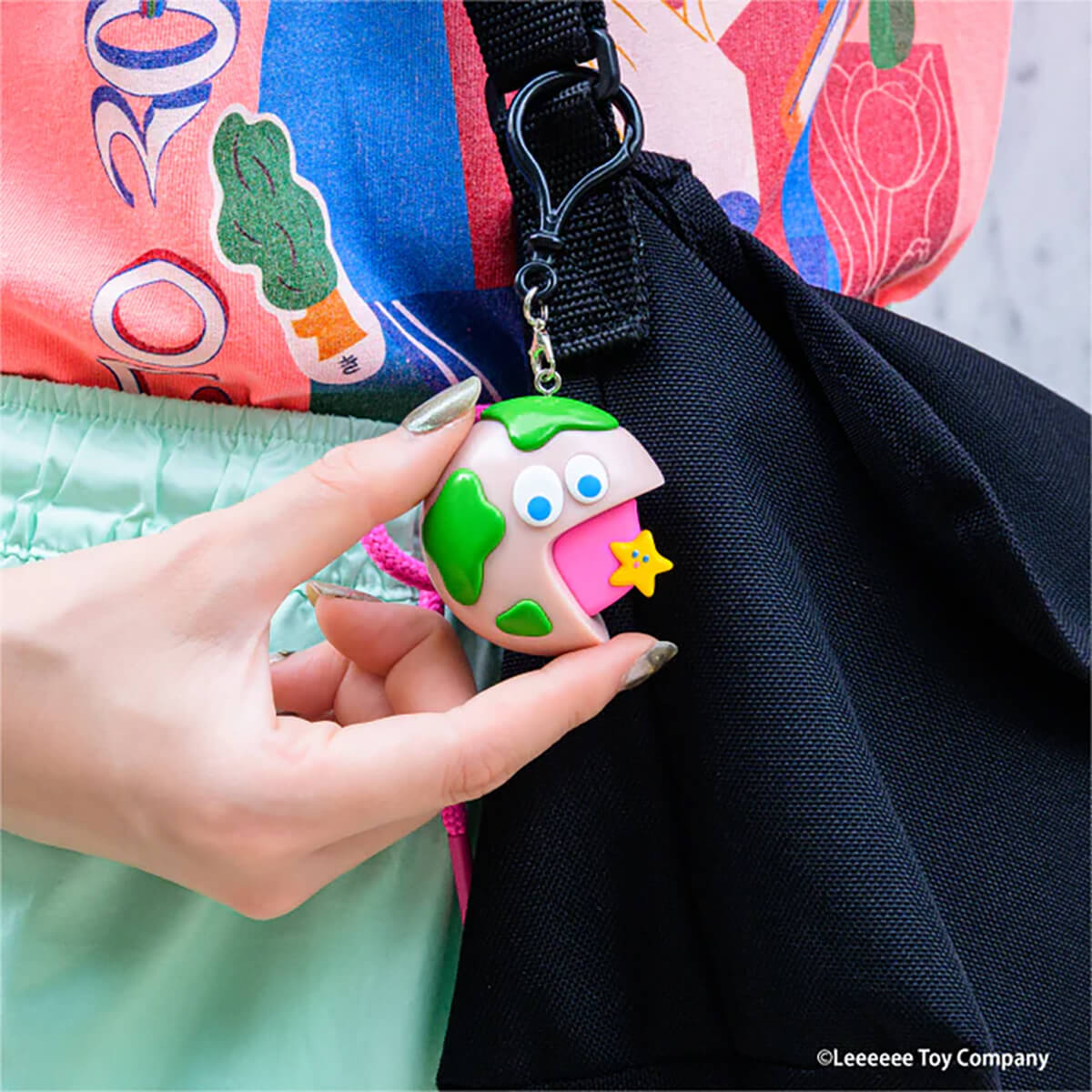 Hello In The World!! Vol.4 LeeeeeeToy Gachapon Capsule Collectible by KenElephant