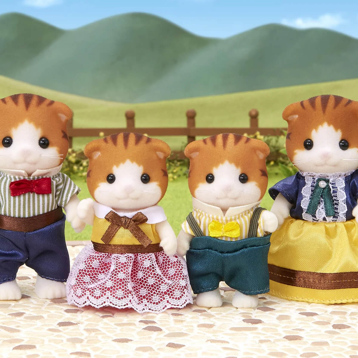 Maple Cat Family by Sylvanian Families - JAPAN IMPORT