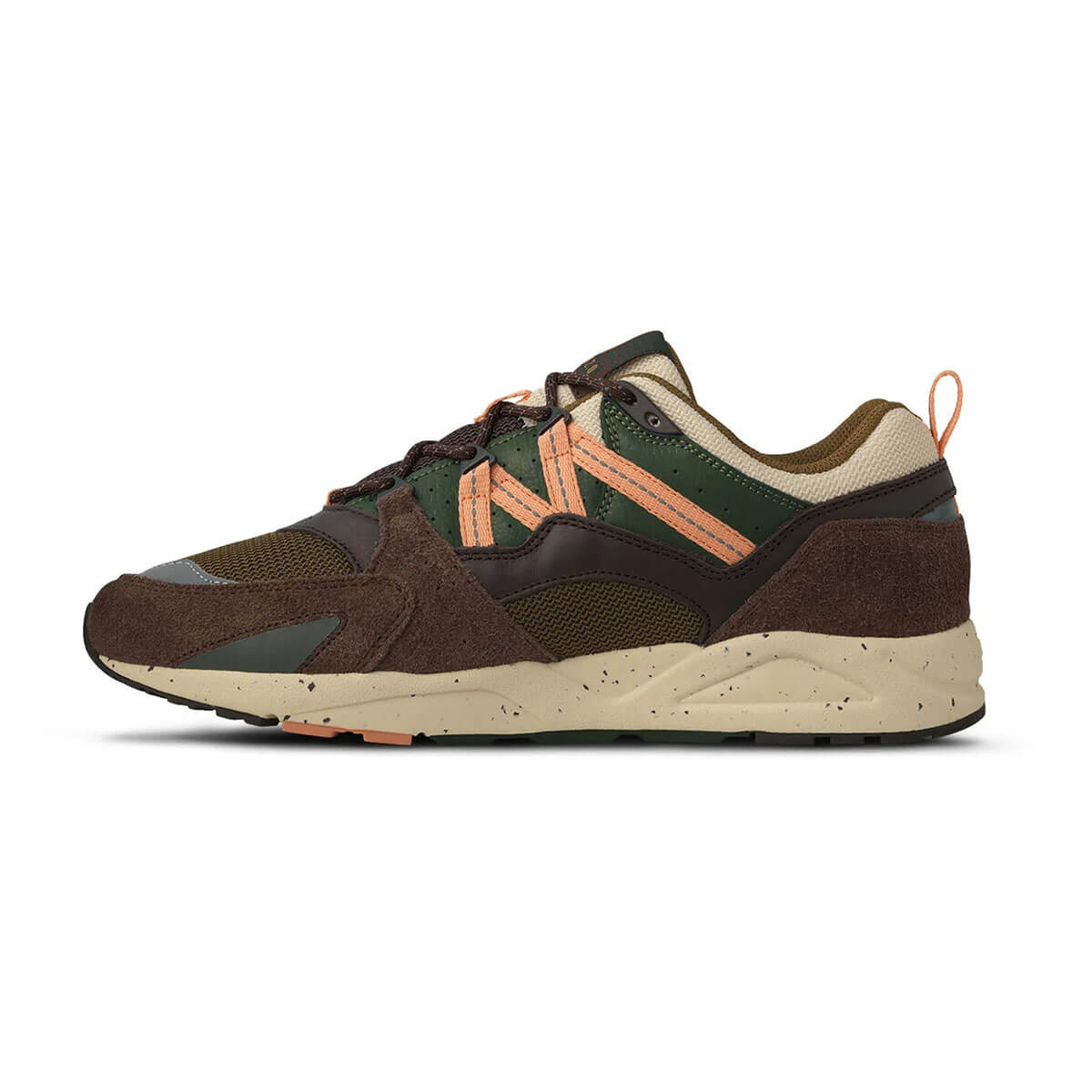 Fusion 2.0 Trainer in Shaved Chocolate / Peach Bloom by Karhu