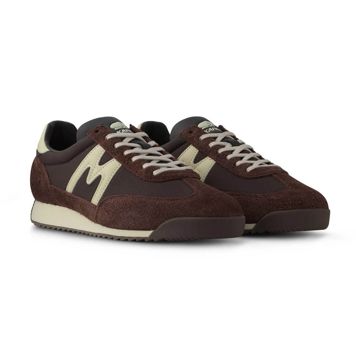 Mestari 76 Trainer in Marron / Cloud Cream by Karhu