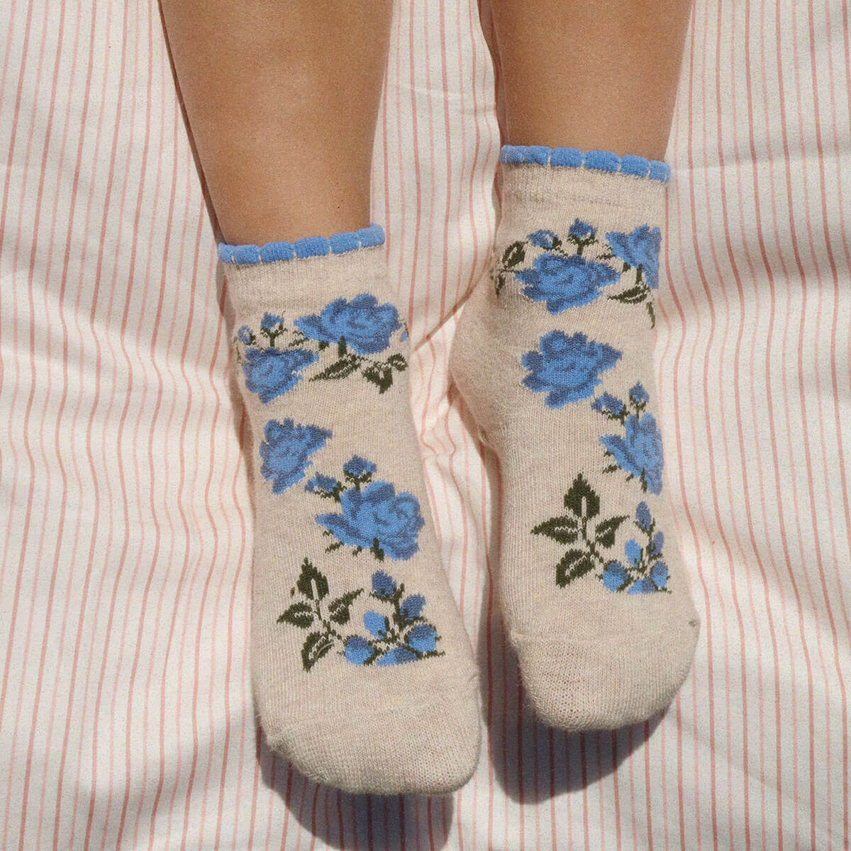 2 Pack Jacquard Socks in Flower / Cherry by Konges Sløjd