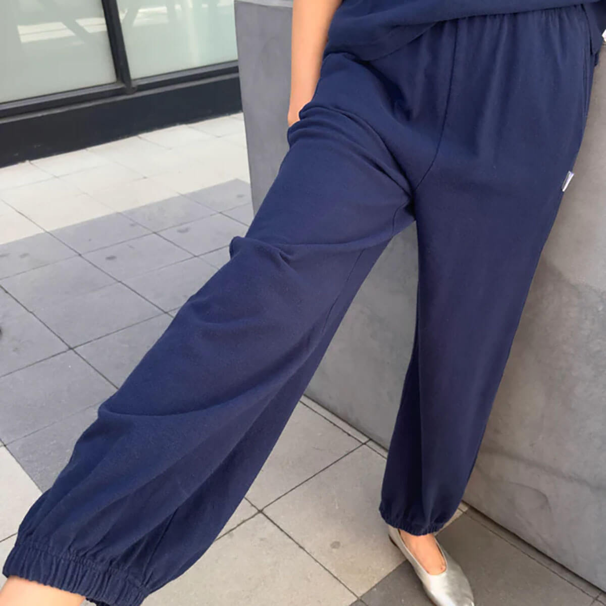 Balloon Pants in Midnight by Le Bon Shoppe