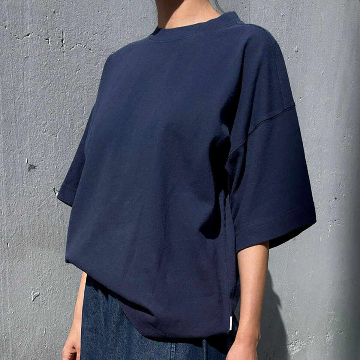 Jayden Tee in Midnight by Le Bon Shoppe