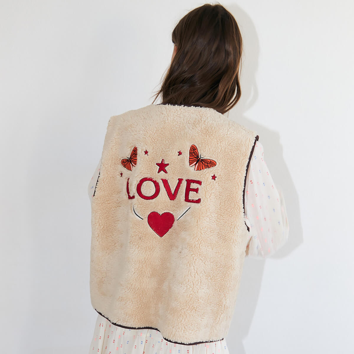Jace Love Vest in Beige | Lollys Laundry SS26 | Junior Edition