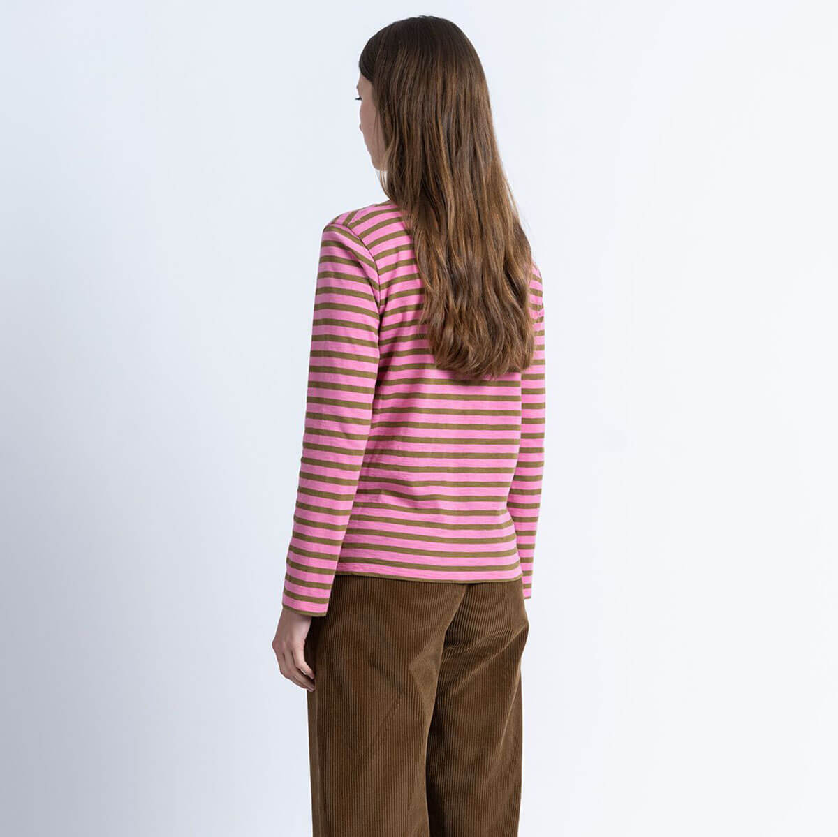 Agiti T-Shirt in Pink by Loreak Mendian