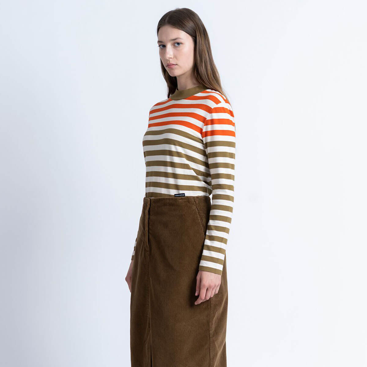 Maddy T-Shirt in Ecru by Loreak Mendian