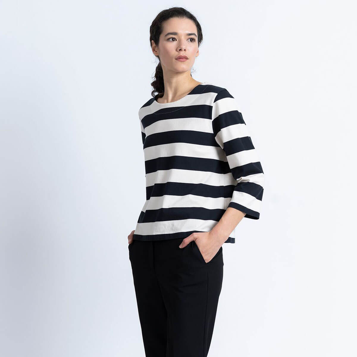 Soro T-Shirt in Navy by Loreak Mendian