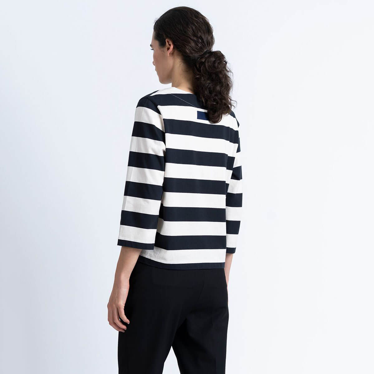 Soro T-Shirt in Navy by Loreak Mendian