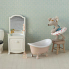 Mouse Bathtub in Rose by Maileg