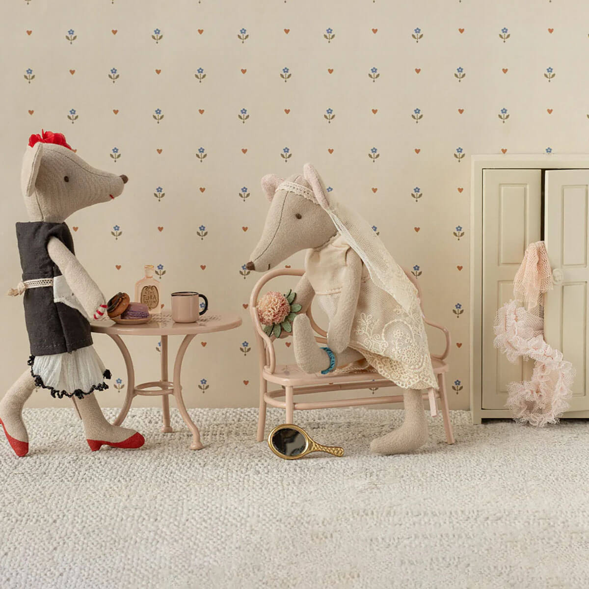 Wedding Dress for Mum Mouse by Maileg