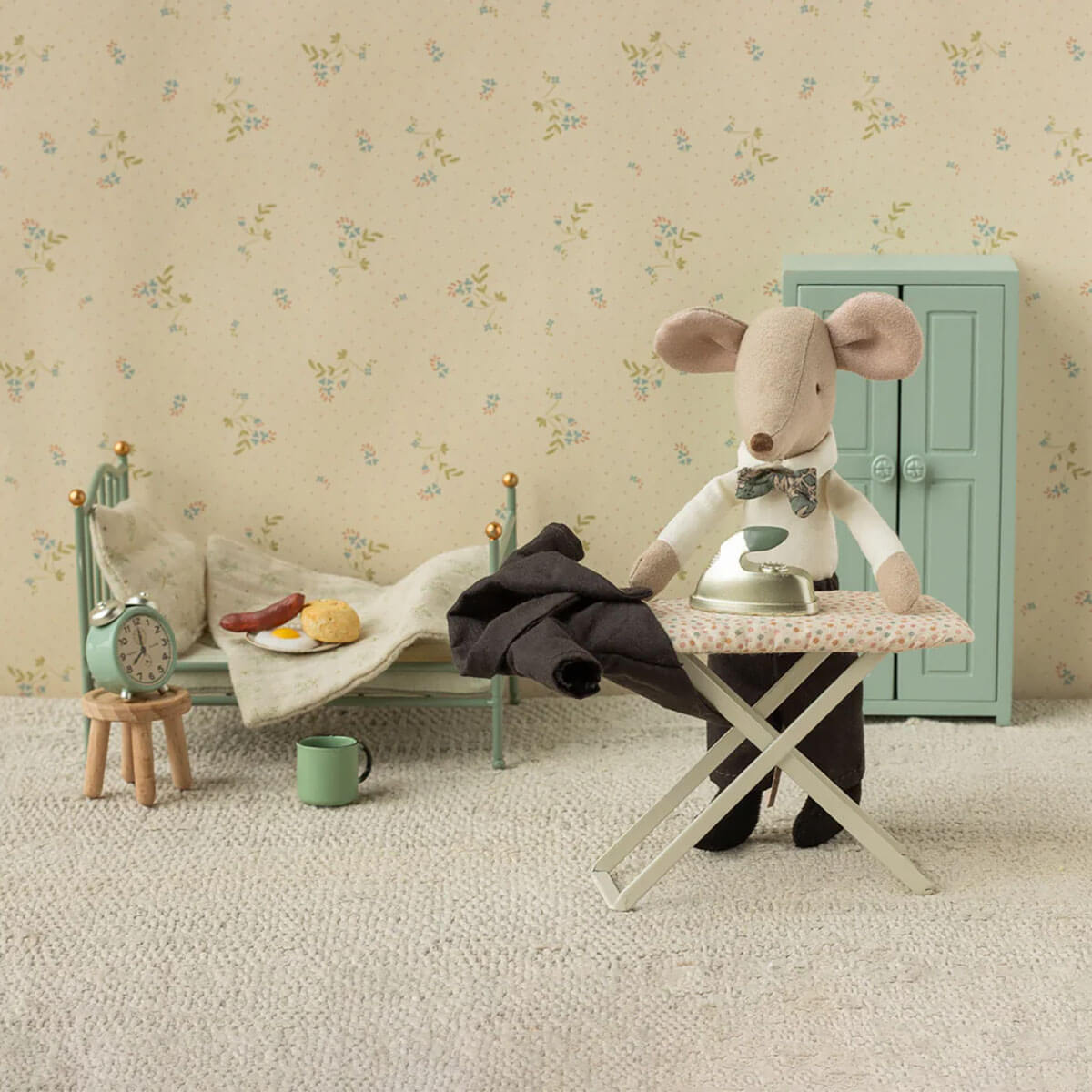 Wedding Suit for Dad Mouse by Maileg