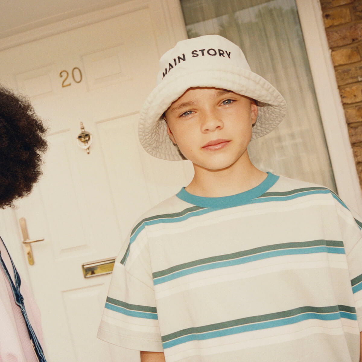 帽子 main story Bucket Hat / Storm Main Story Bucket Hat in Storm – Junior Edition