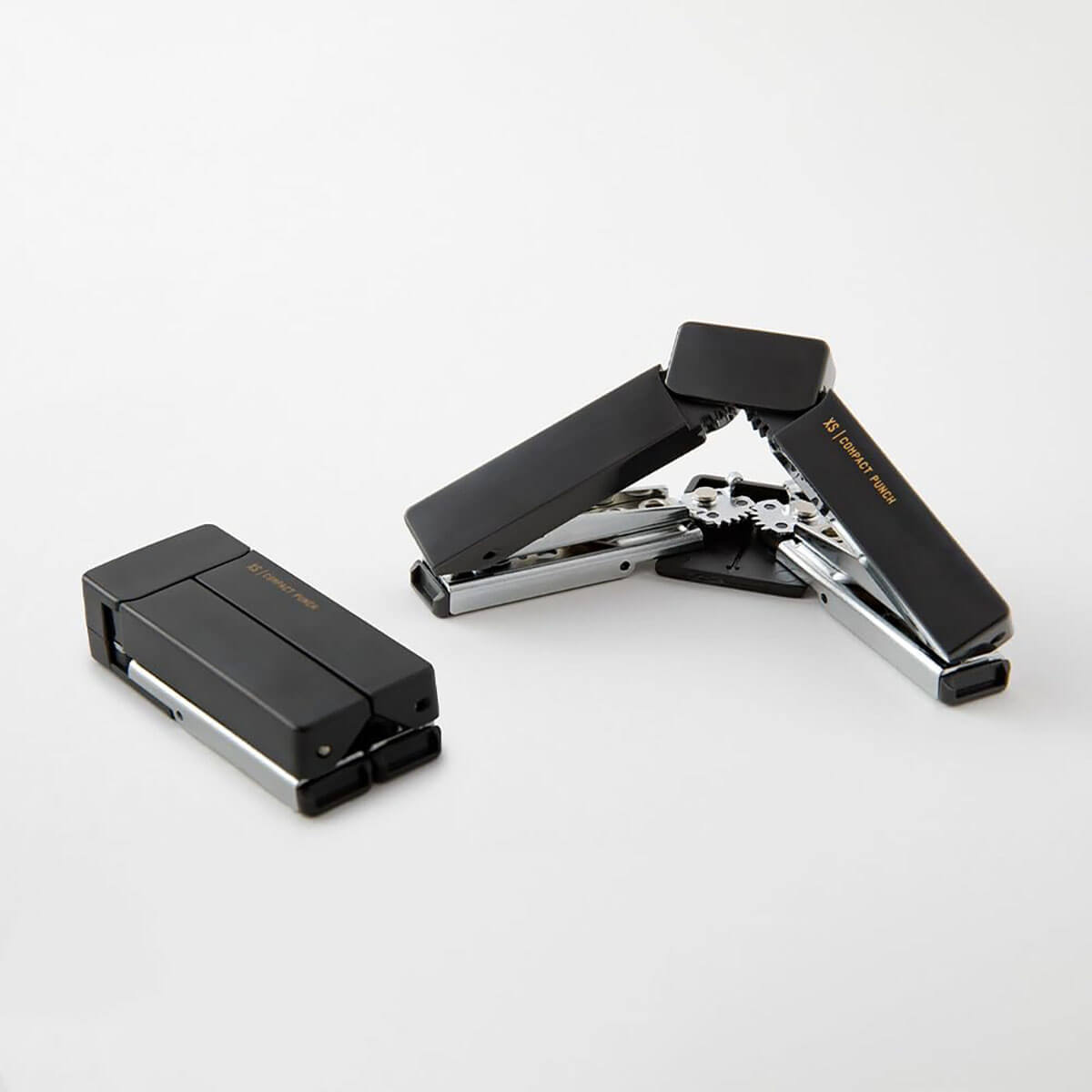 Compact Hole Punch in Black (XS) by Midori