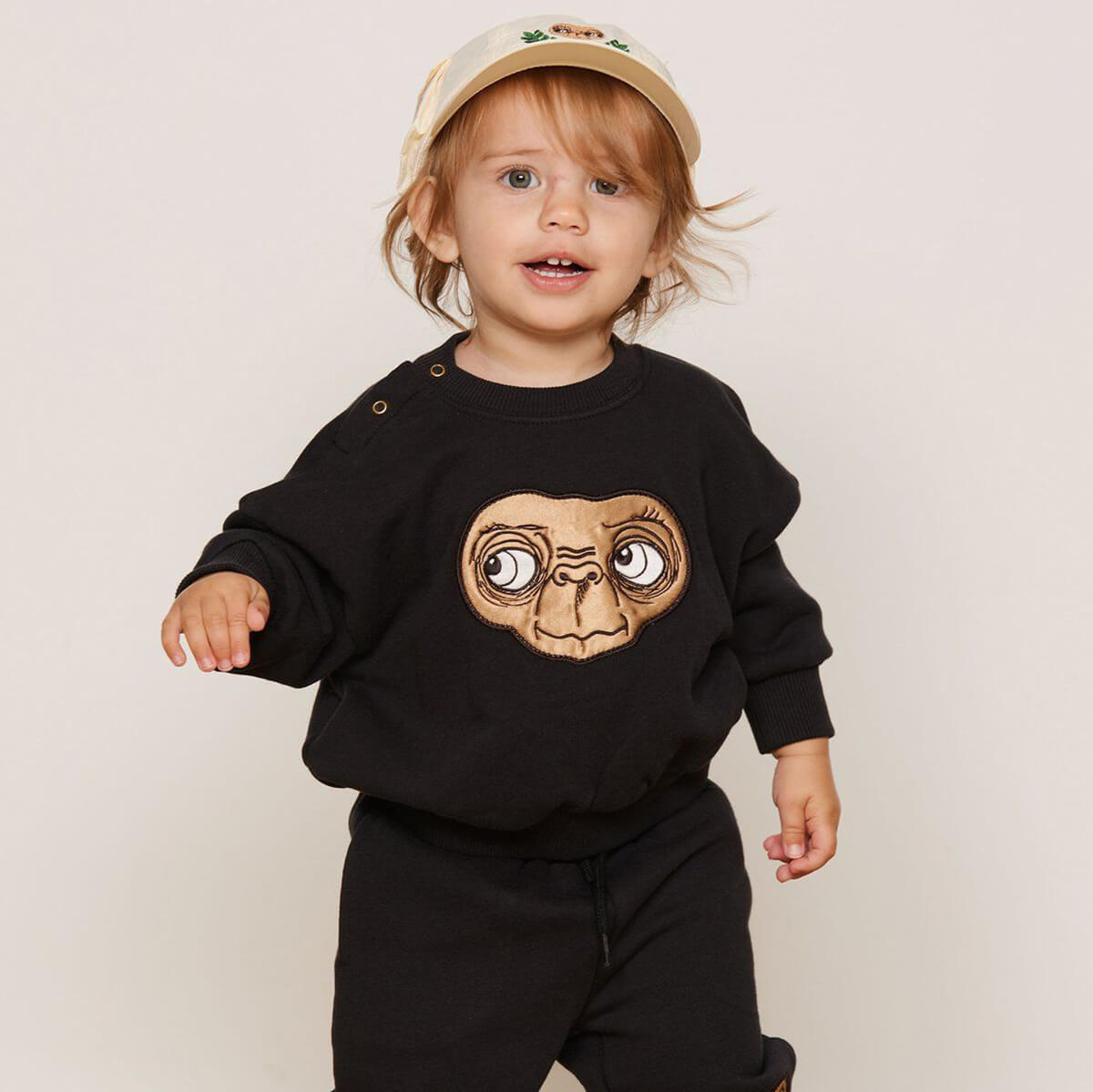 E.T. Appliqué Sweatshirt in Black by Mini Rodini – Junior Edition