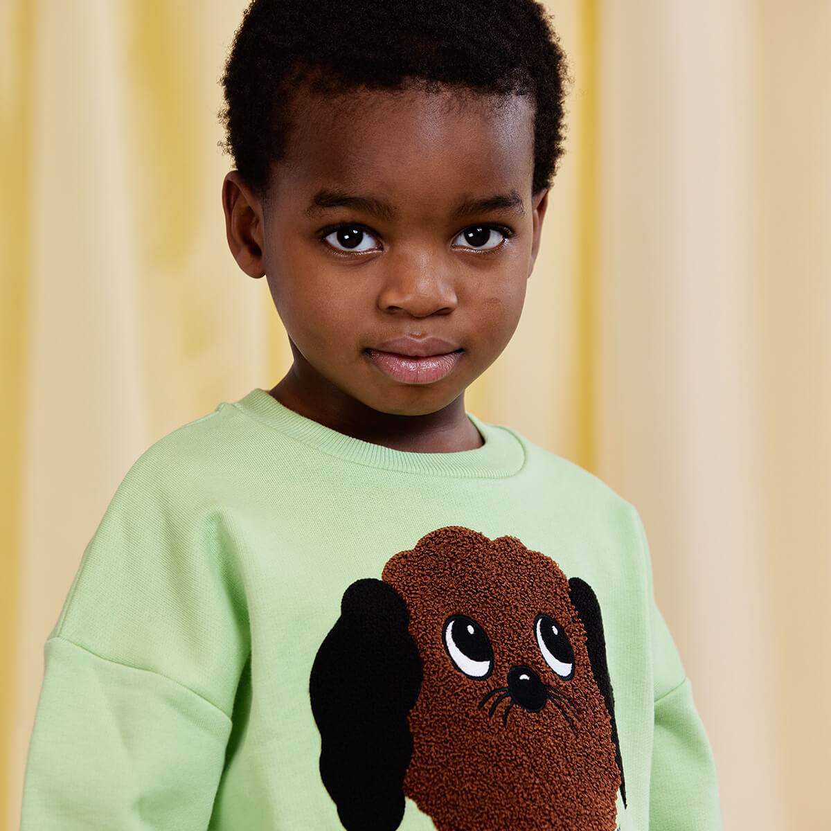 Doggie Chenille Sweatshirt in Green by Mini Rodini – Junior Edition
