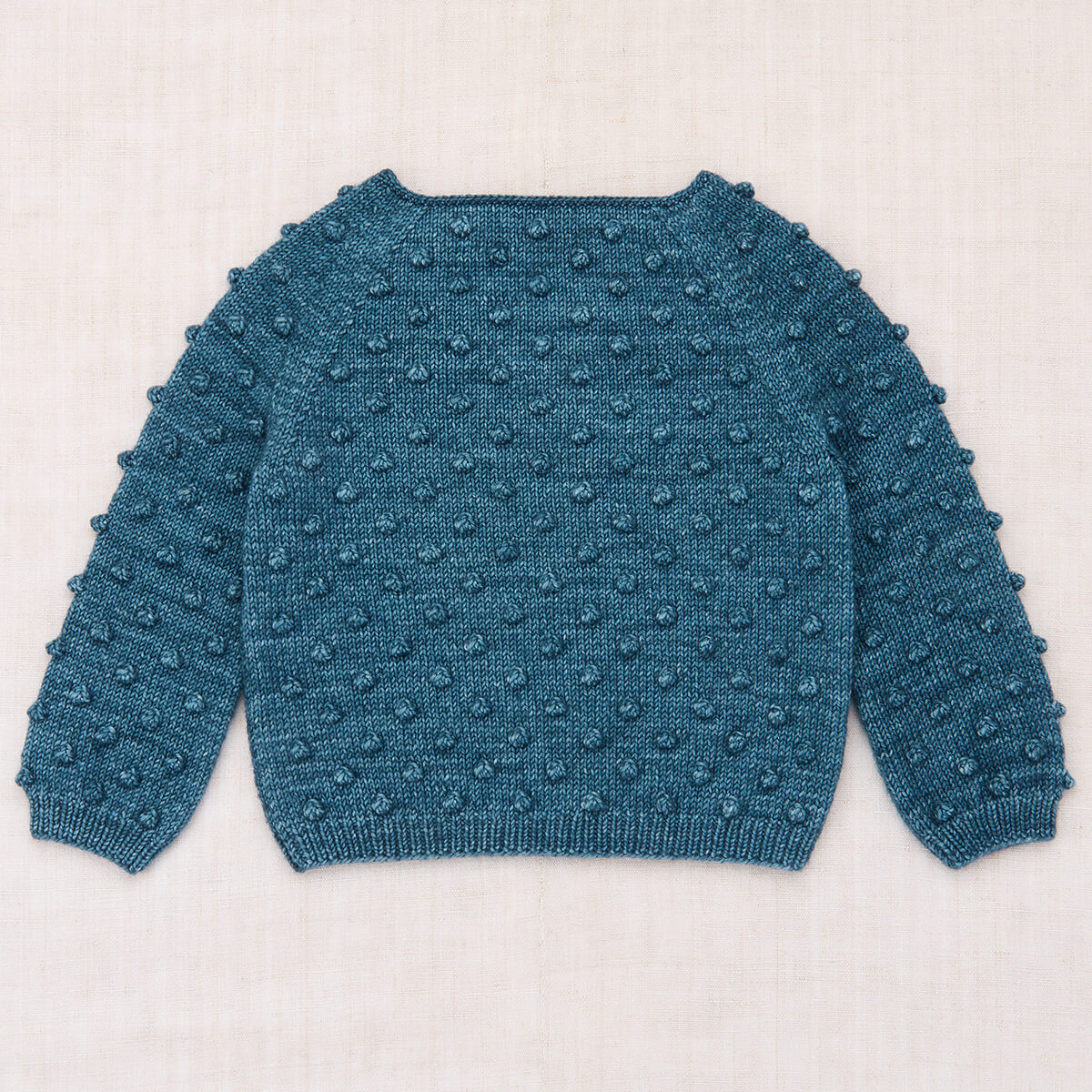 Misha&puff ポップコーンknitボンネット 水色 Original Popcorn Sweater in Blue Smoke by Misha & Puff – Junior