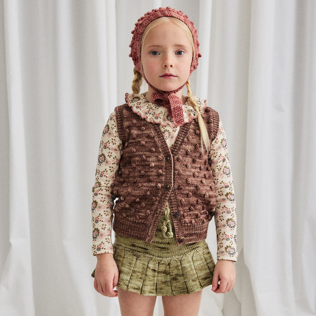 Auggie Popcorn Vest in Affogato by Misha & Puff – Junior Edition