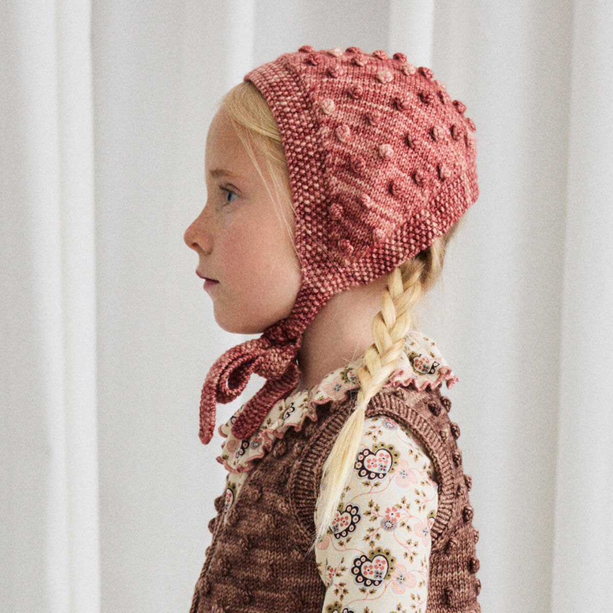 Popcorn Headwarmer in Prairie Rose by Misha & Puff – Junior Edition