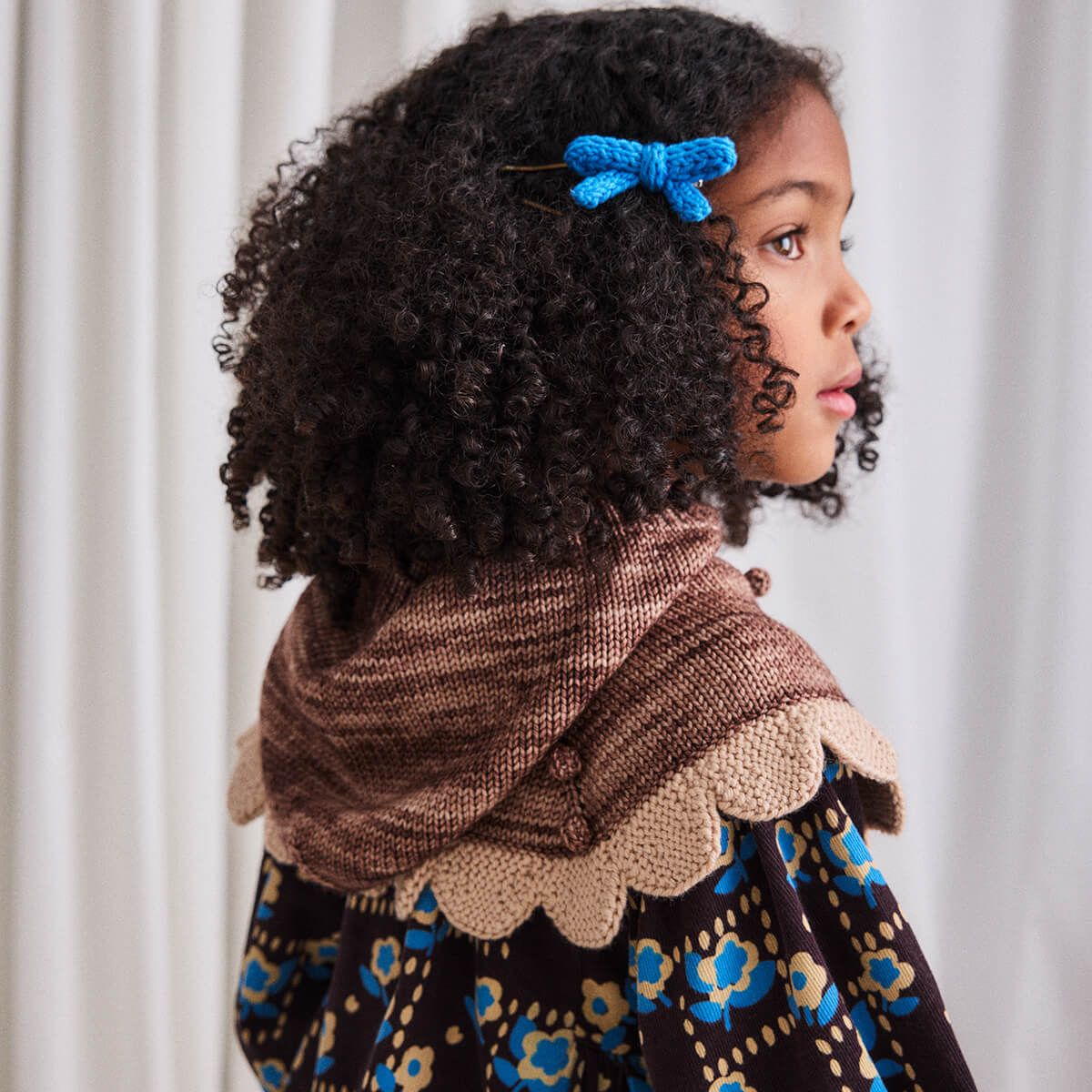 Scallop Capelet in Affogato by Misha & Puff – Junior Edition