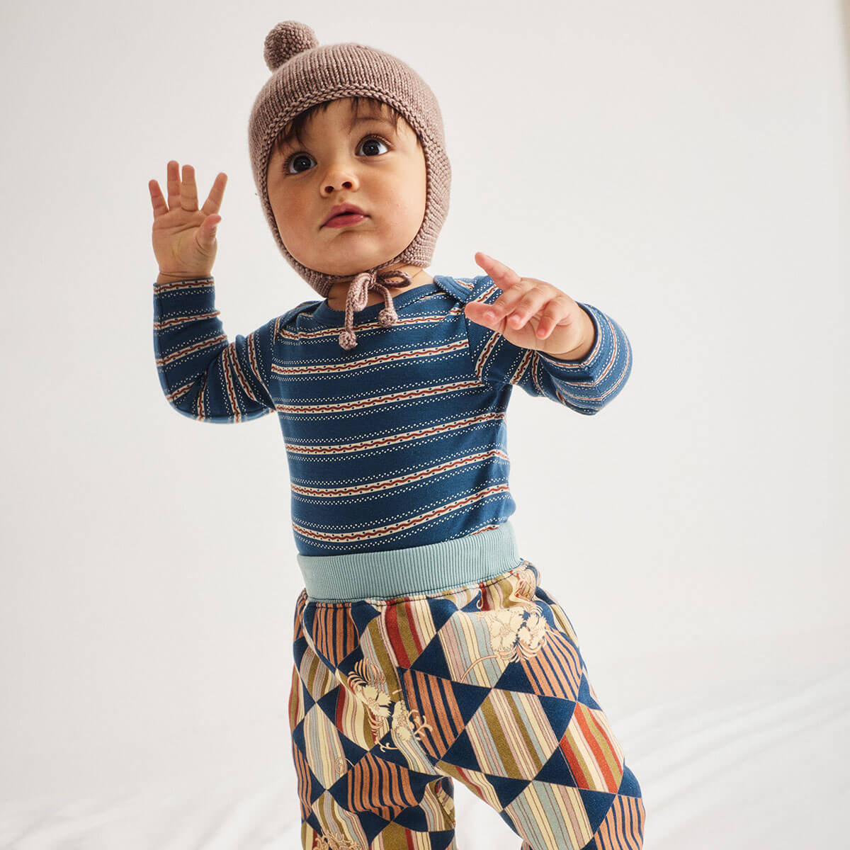 Baby Pointy Peak Hat in Turtledove by Misha & Puff