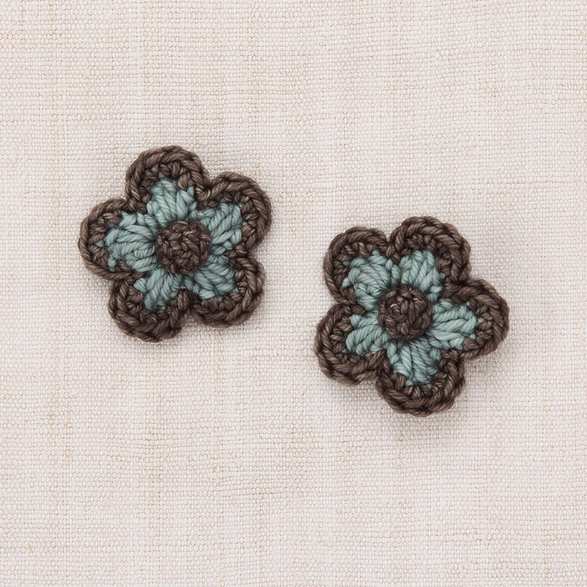 Medium Flower Clip Set in Onsen by Misha & Puff