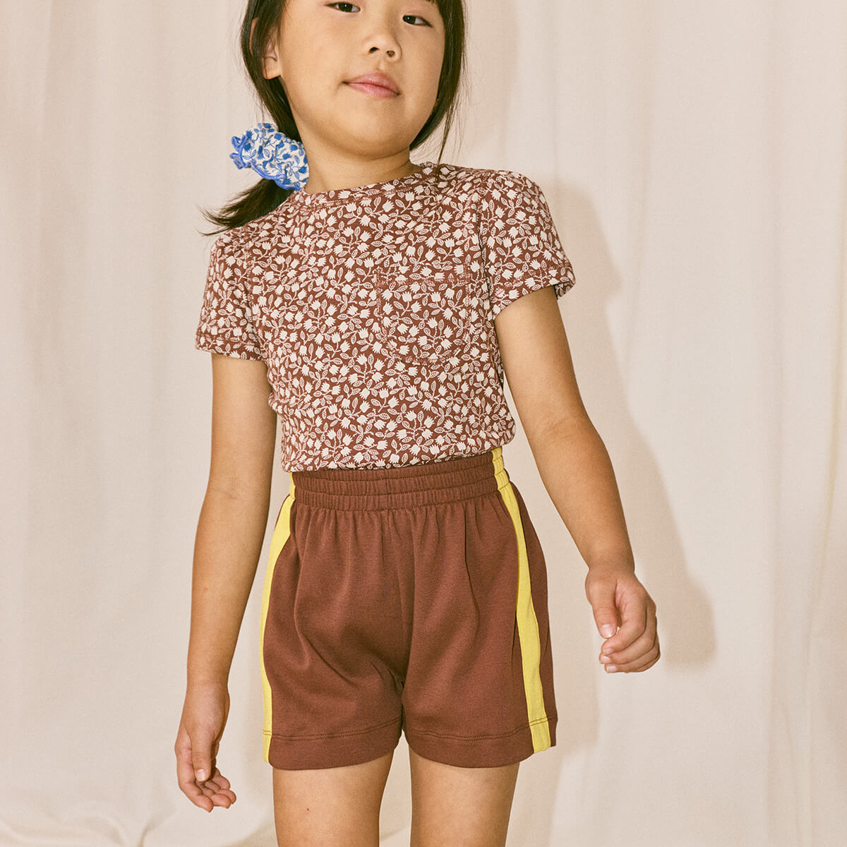 ボトムス misha & puff Resort Short Kids' Resort Short in Cola by Misha & Puff | Organic Pima Cotton