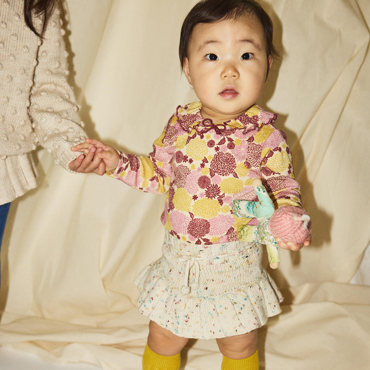 Baby Pattie Onesie in String and Antique Rose Chrysanthemum by