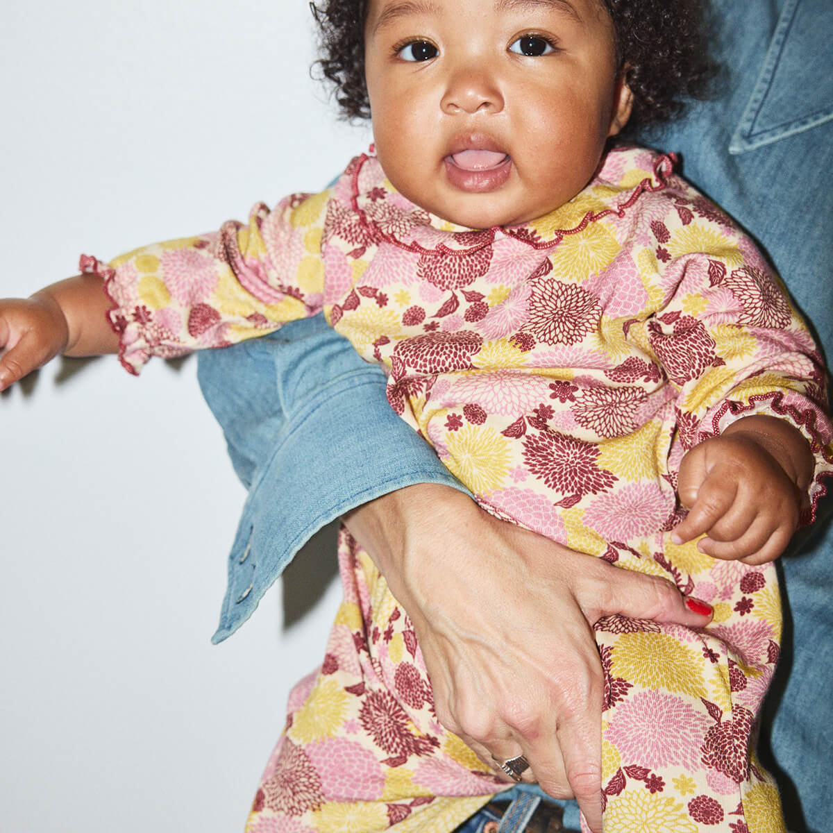 Baby Pierrot Onesie in String / Antique Rose Chrysanthemum by