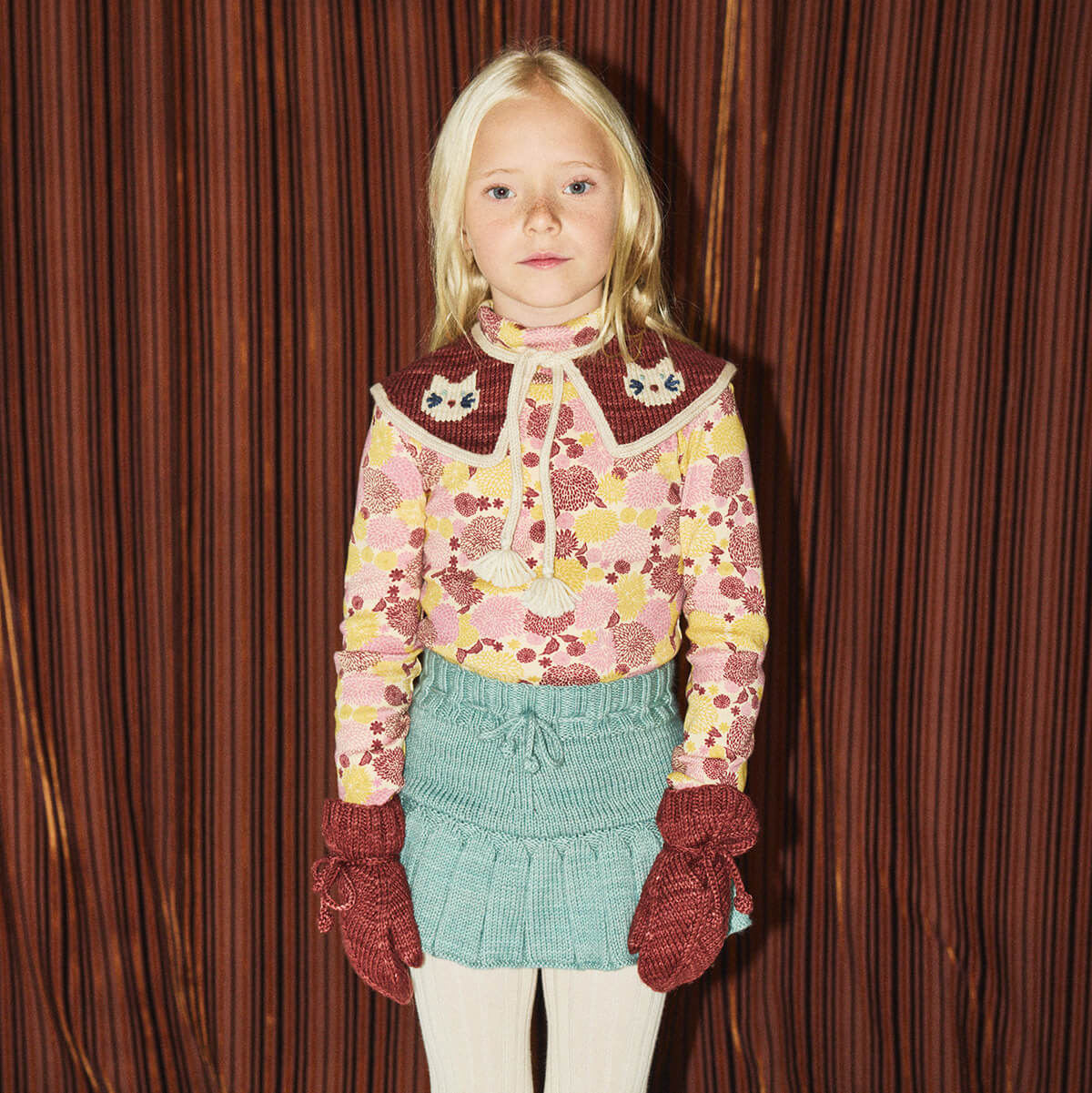 w*様 Misha & Puff Madder Root Cat & Mouse Three Little Kittens Cardigan in Madder Root by Misha & Puff