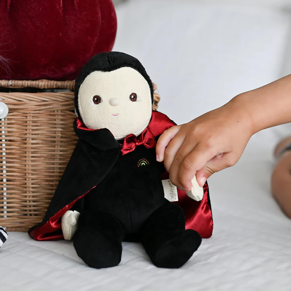 ハロウィン人形 ヴァンス・ザ・デビル Vincent Vampire Dinky Dinkums Doll by Olli Ella – Junior Edition