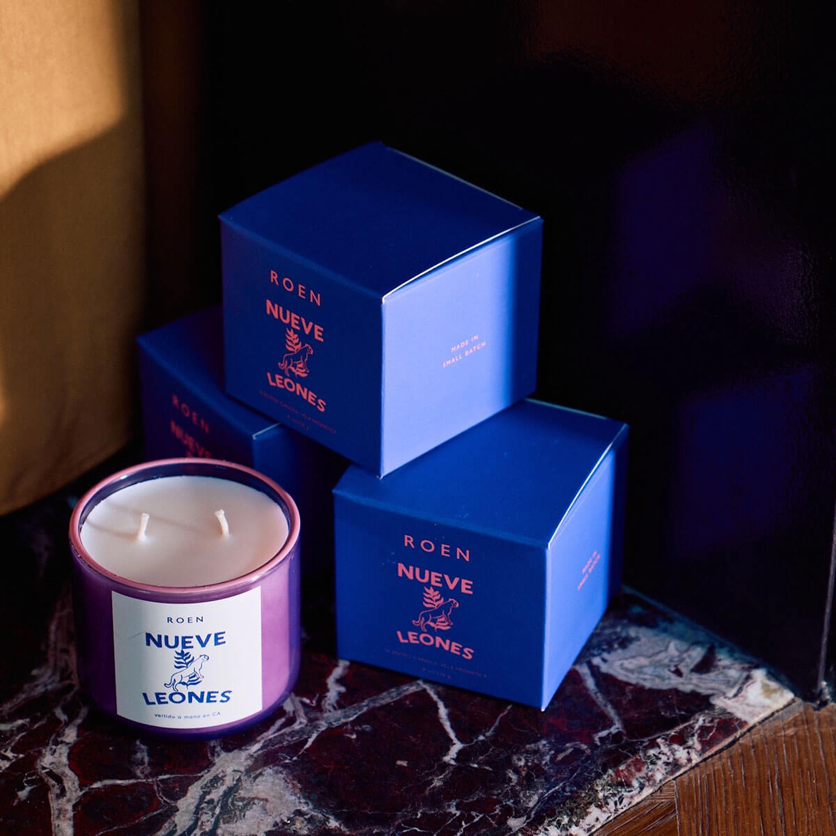 Nueve Leones Candle by Roen