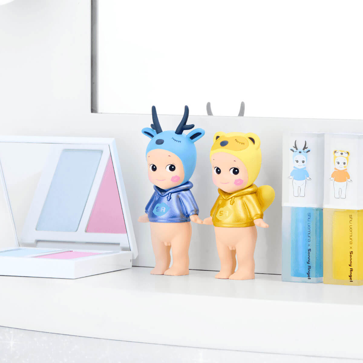 Shu Uemura Make Up Angel Series Mini Figure (Limited Edition) by Sonny Angel - PREORDER