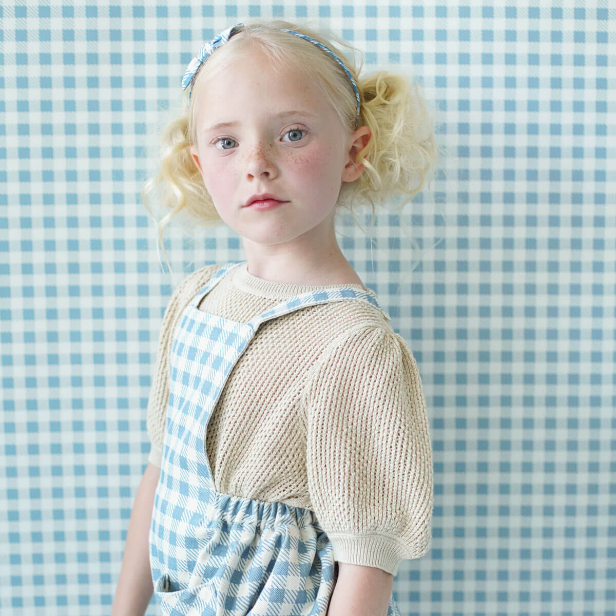 SOOR PLOOM ニットオーバーオール 1yr/80cm Our Imogen overall in denim paired with our Elena cardigan… get