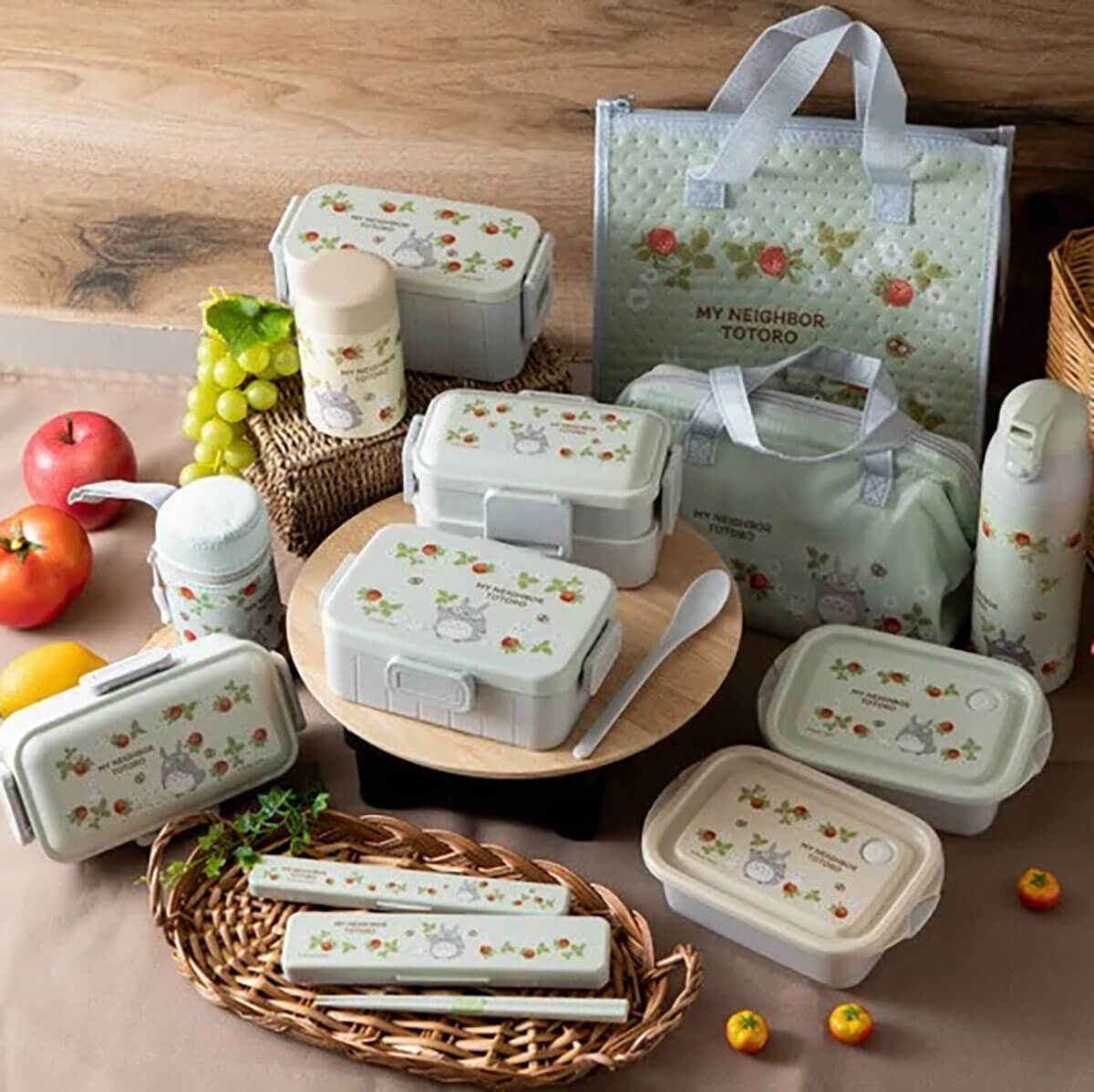 totoro様　ご検討専用　スクエアBOX アトリエジュンコの小物入れ My Neighbour Totoro 650ml Lunch Box by Skater Japan – Junior Edition