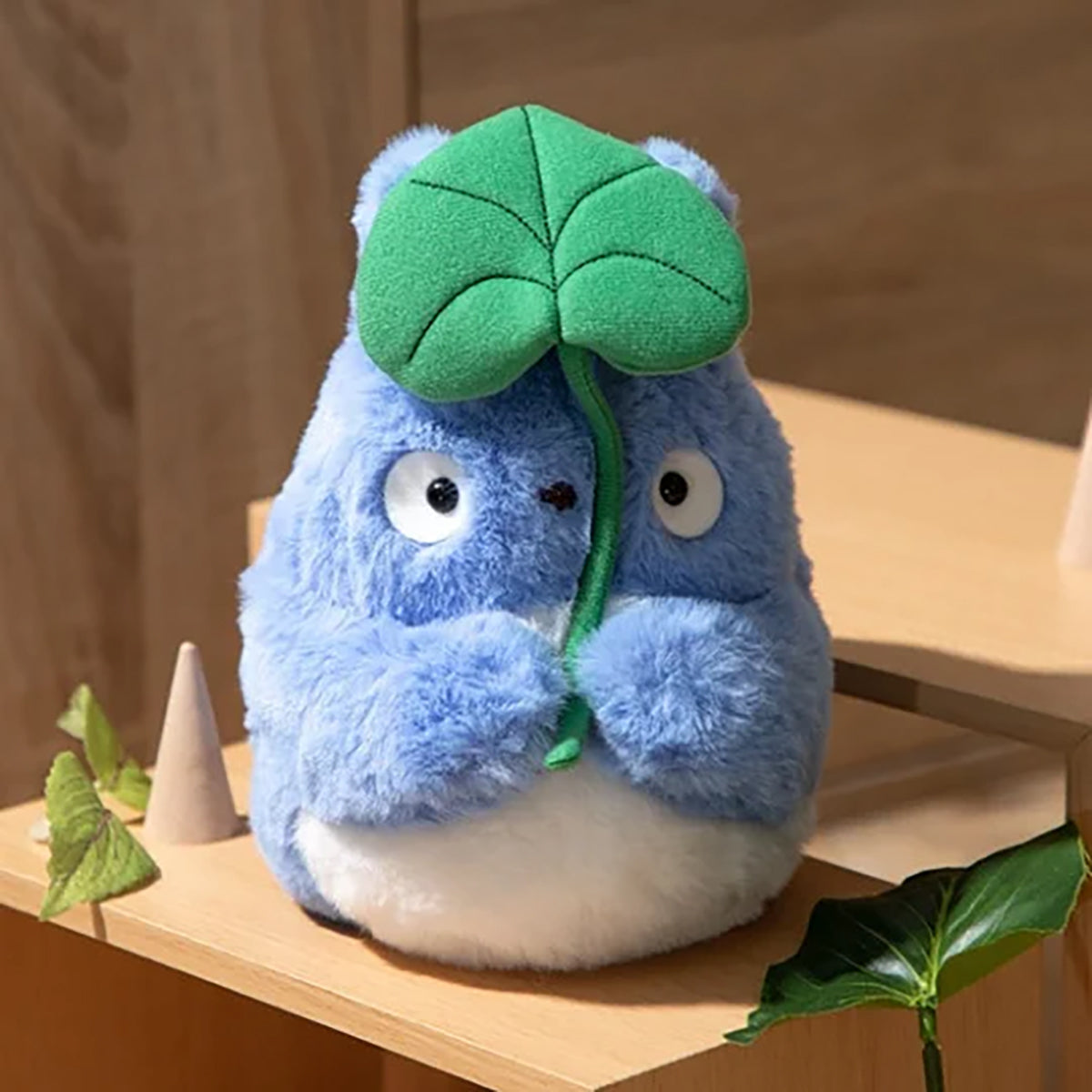 Studio Ghibli Medium Totoro with Leaf Plush (20cm) by Sun Arrow