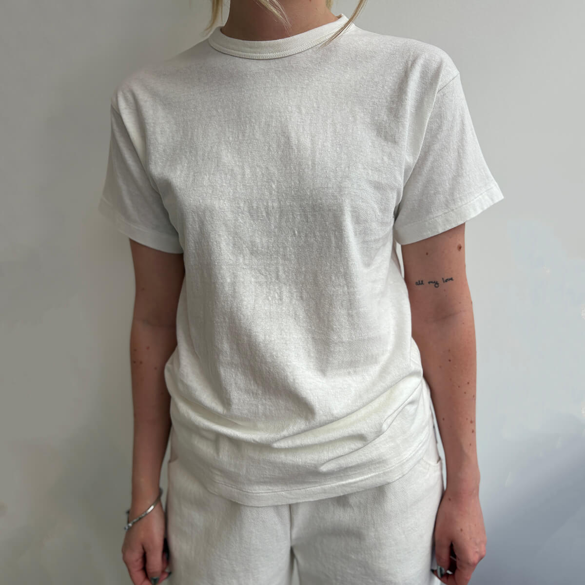 Na'Maka Oh Short Sleeved T-Shirt in Off White by Sunray Spirit