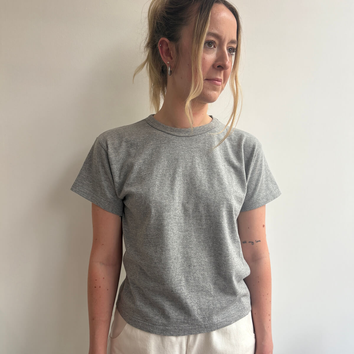 Na'Maka Oh Short Sleeved T-Shirt in Hambledon Grey by Sunray Spirit