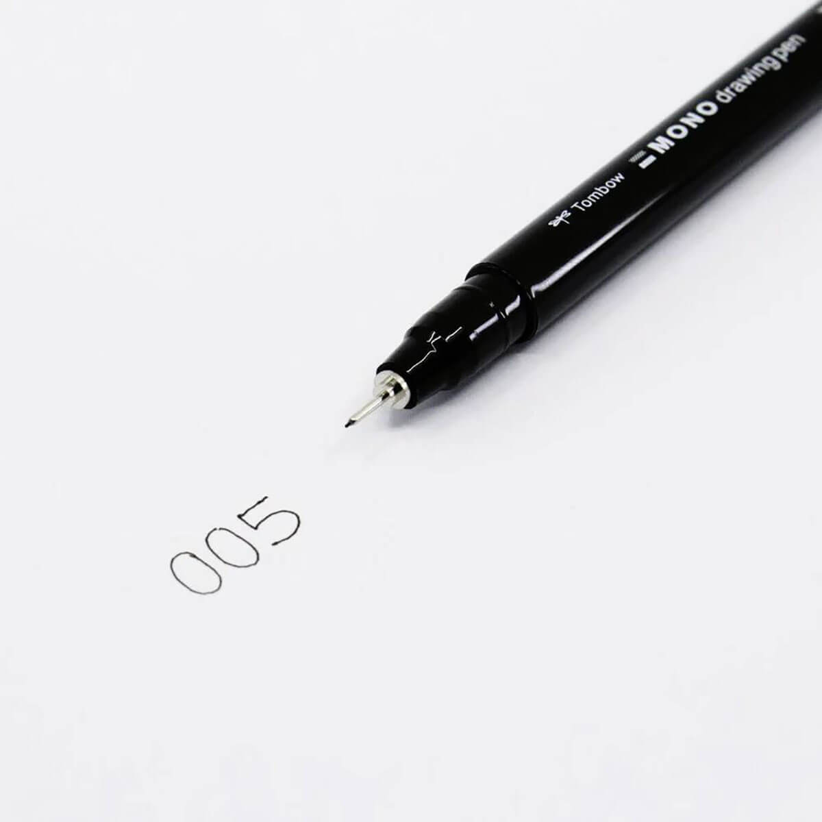 Mono Drawing Pen 005 (0.2mm) by Tombow