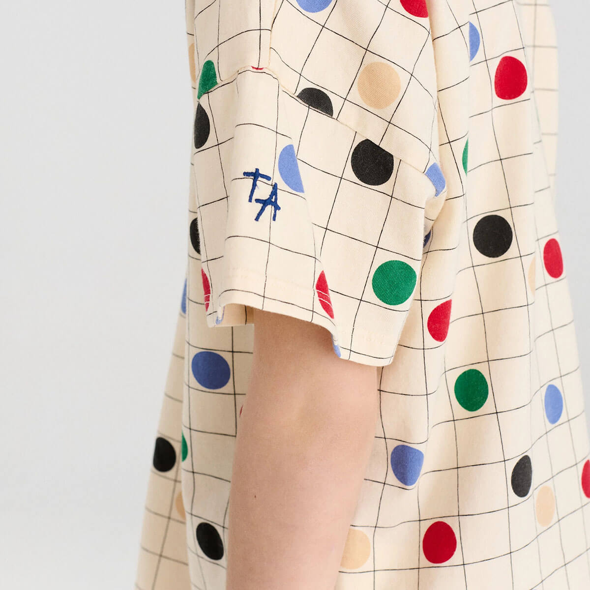 Circles T-Shirt in Off White by True Artist
