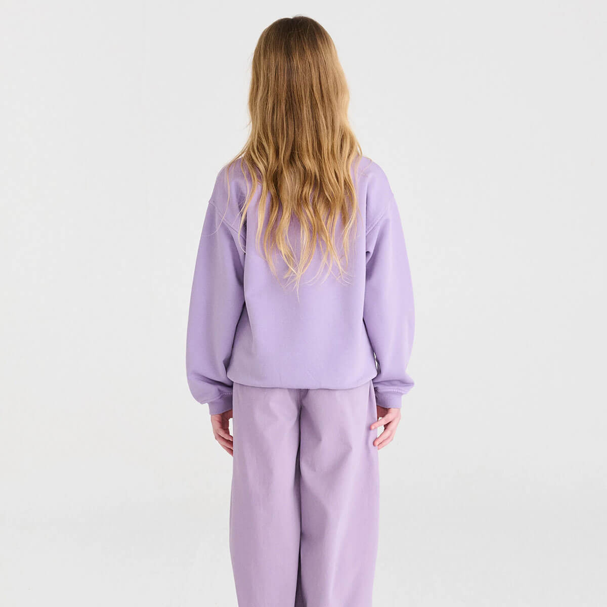 Sweatshirt nº10 in Lavender Lilac by True Artist