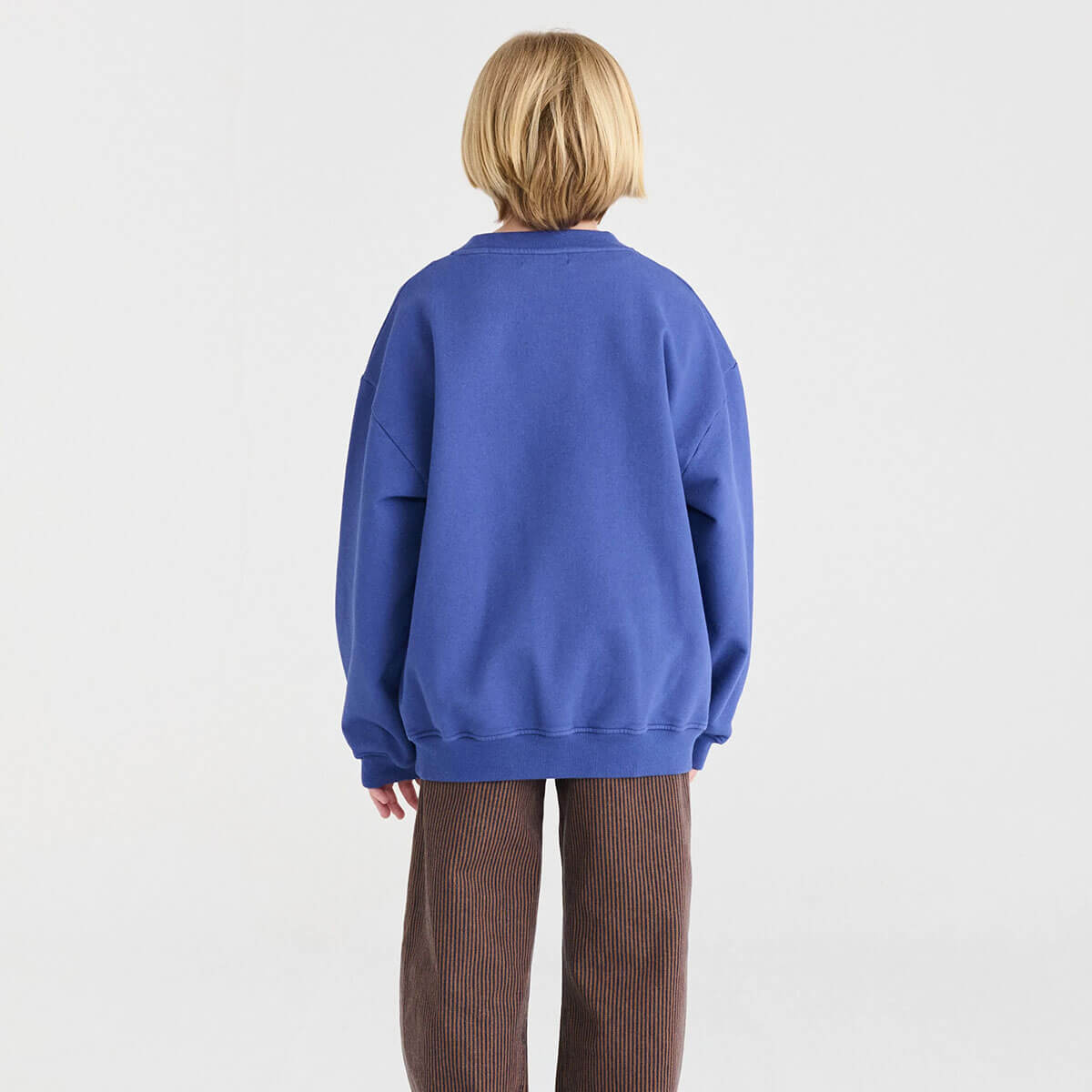 Sweatshirt nº07 in Skipper Blue by True Artist