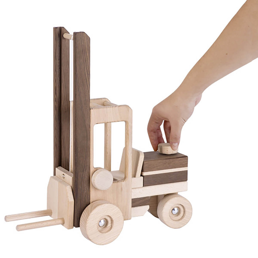 Forklift Truck by Goki Nature