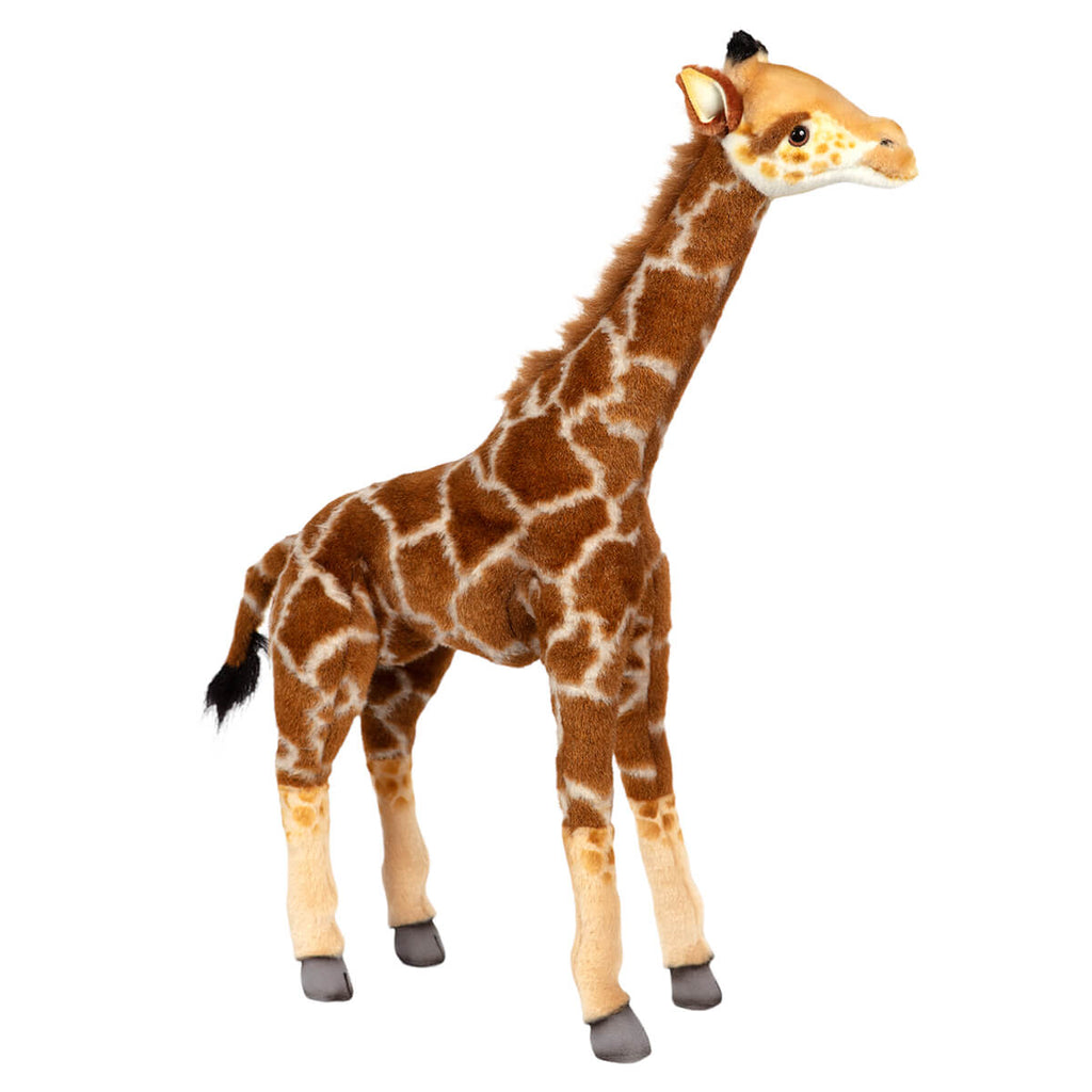 Standing Giraffe by Hansa