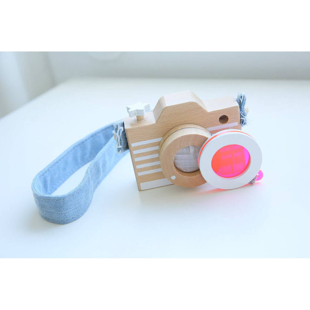 Toy Camera in Pink by Kukkia / Kiko+