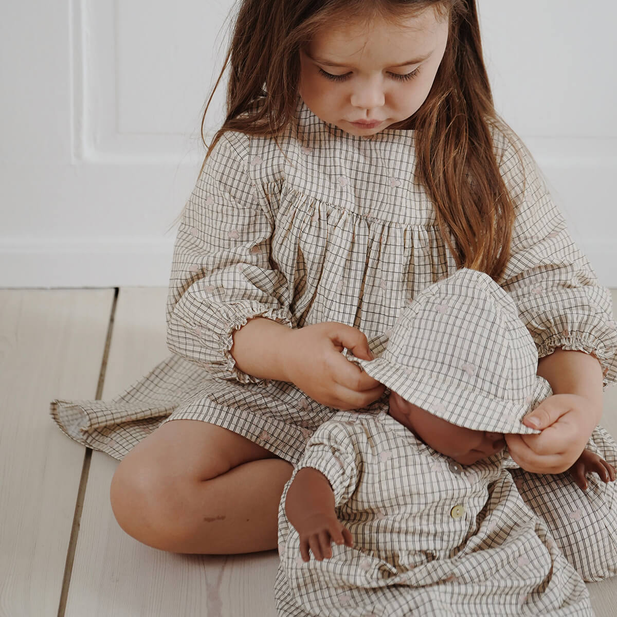 Bitsy Doll Clothes Set in Three Leaf Check by Konges Sløjd – Junior Edition