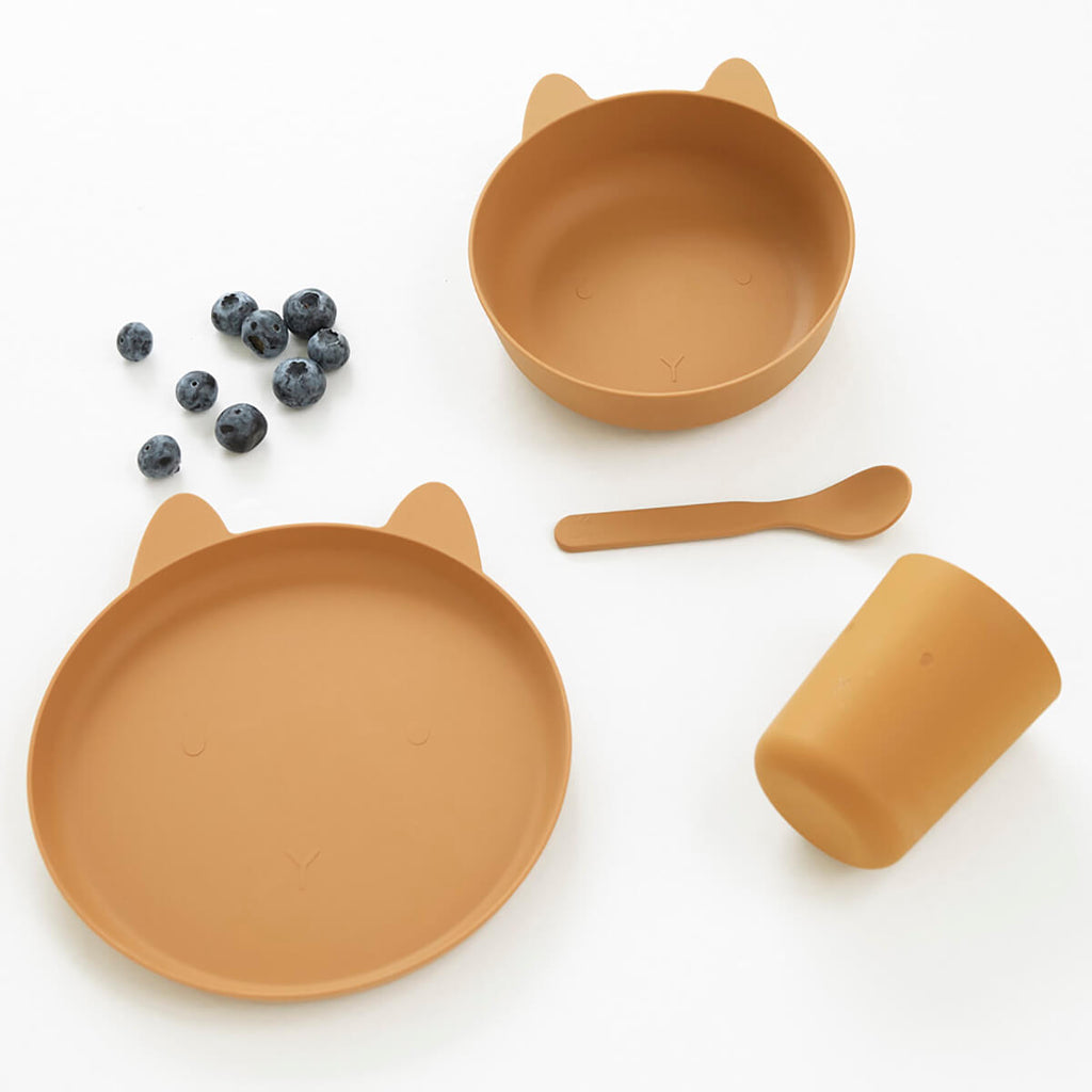 Paul Dining Set in Rabbit Mustard by Liewood