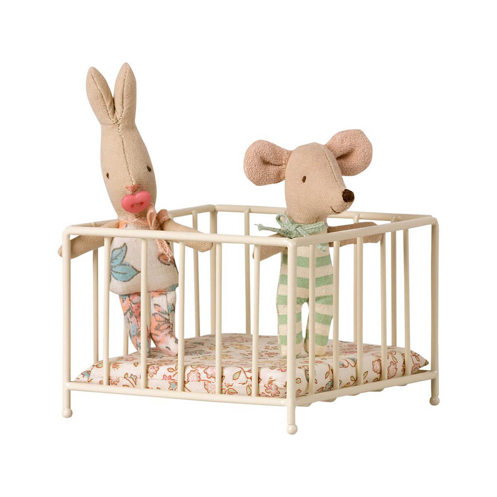 Baby Mouse Playpen with Floral Mattress (My) by Maileg